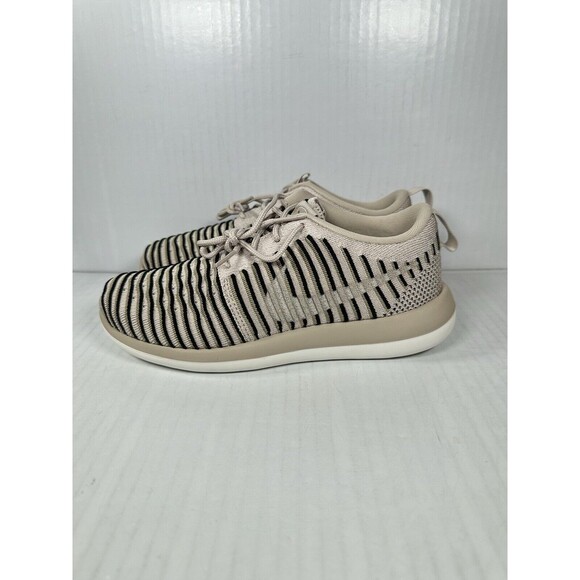 Size 6 Womens Nike Roshe Two Flyknit Running Shoe Olive Tan Black 844929-200 NEW - Picture 3 of 8